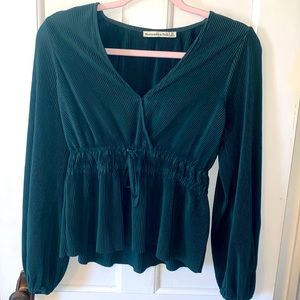 Abercrombie long sleeve tie front top